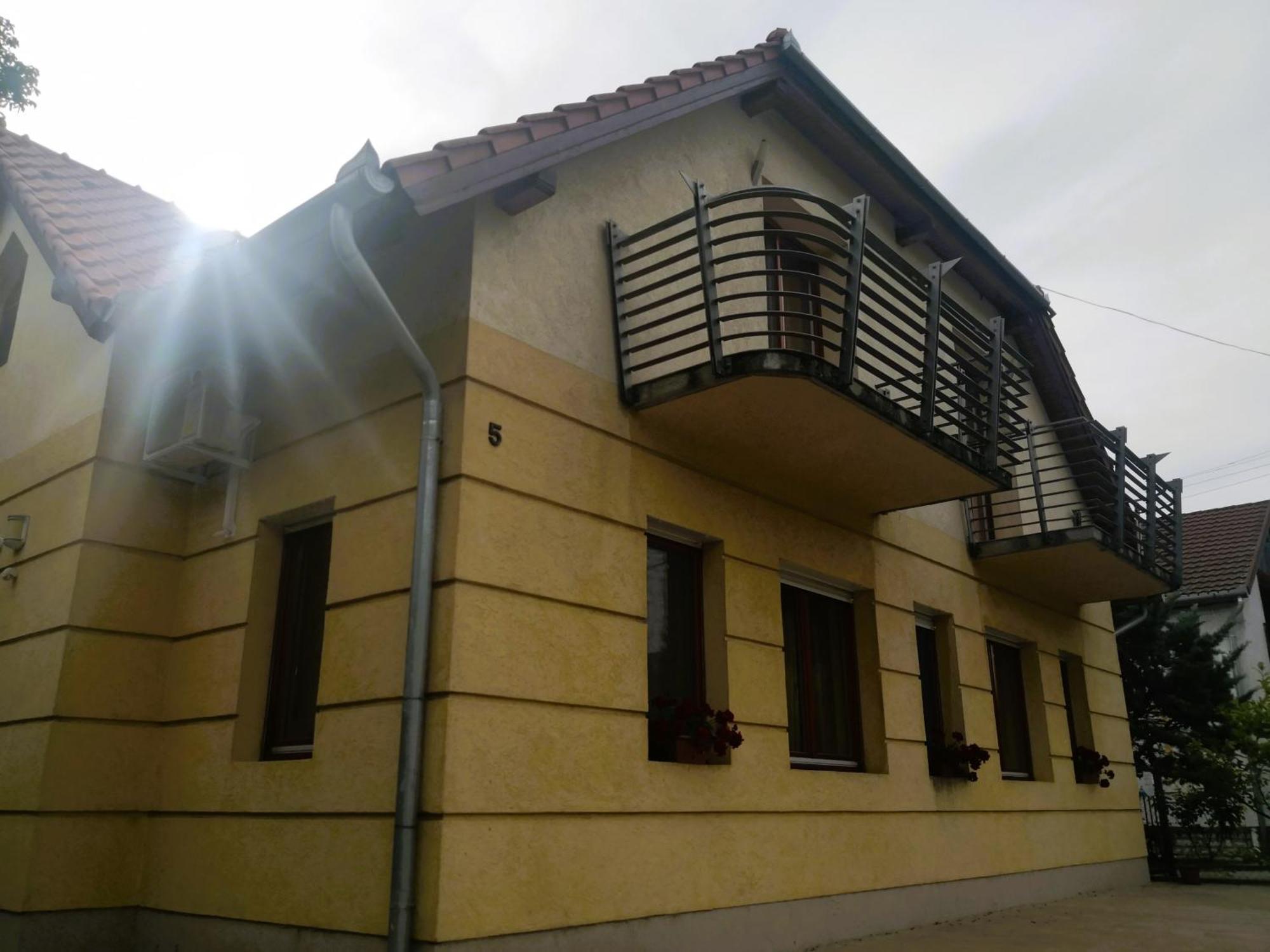 شقة Frank Apartmanhaz Balatonboglár المظهر الخارجي الصورة