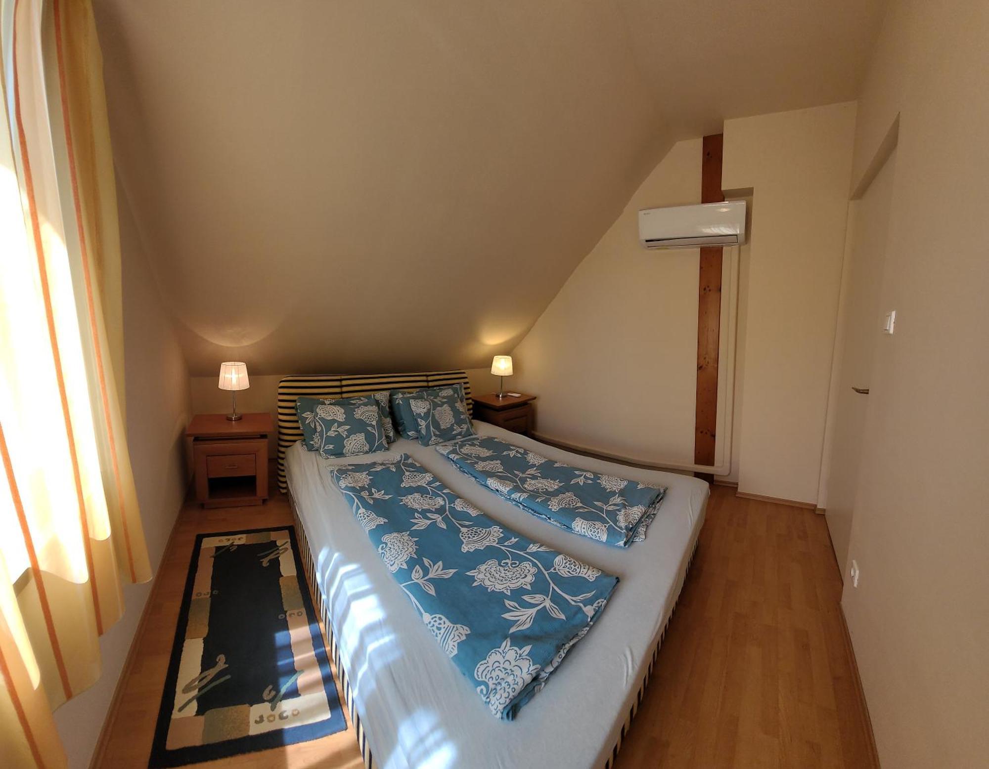 شقة Frank Apartmanhaz Balatonboglár المظهر الخارجي الصورة